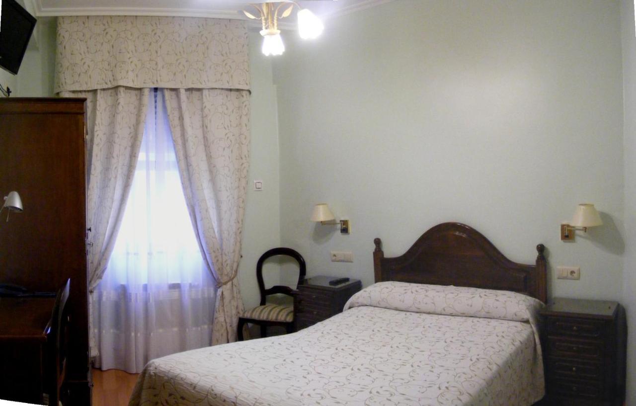 Hotel Chipen Виго Экстерьер фото